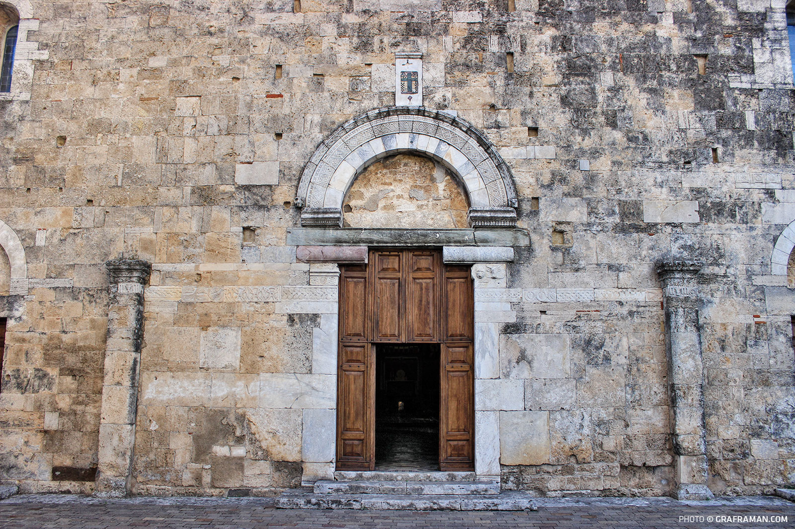 Il portale di ingresso della Cattedrale